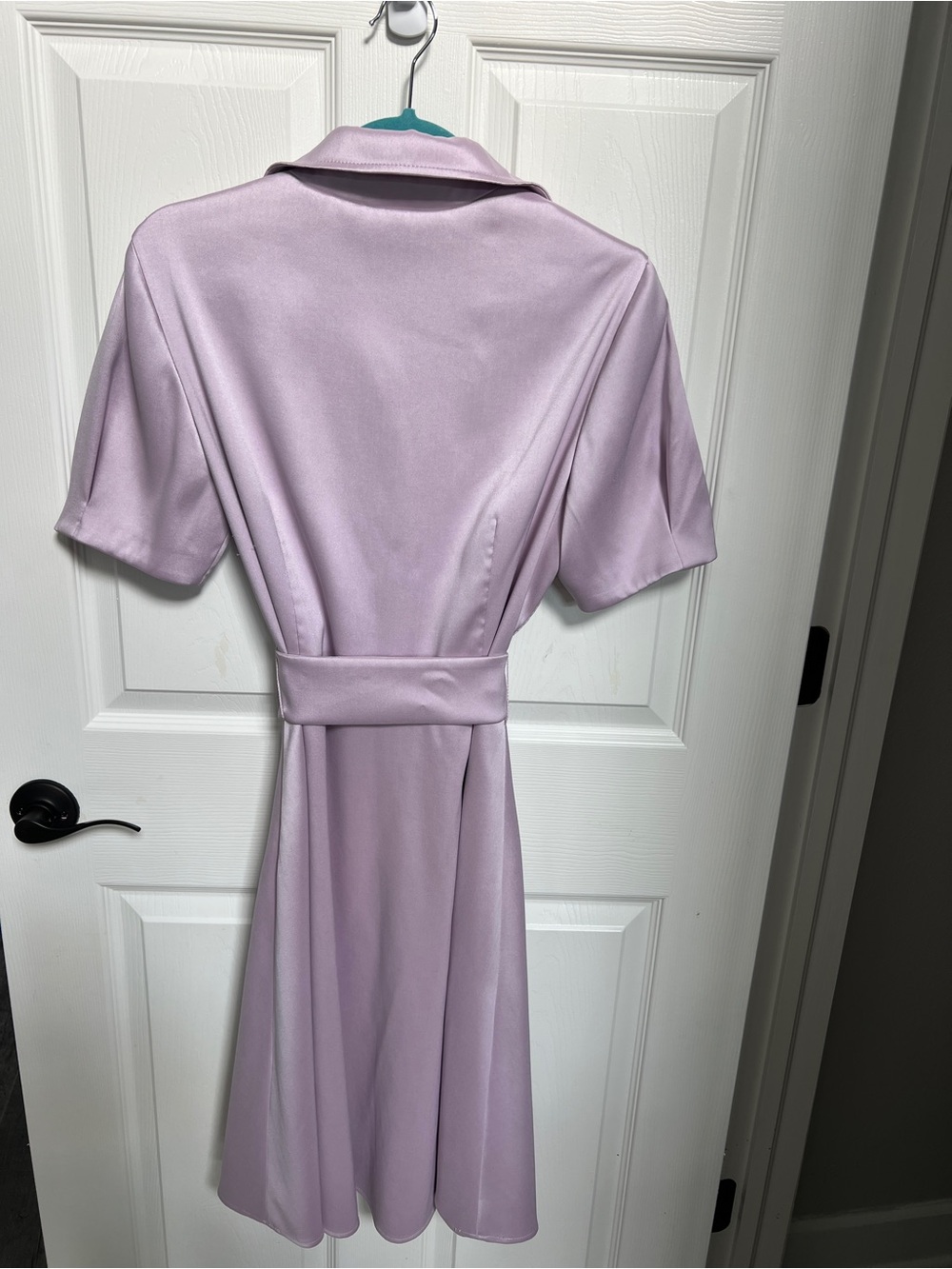 Preston & York Lavender Midi Shirt Dress with tie, puff sleeve and pearl buttons - Picture 4 of 14
